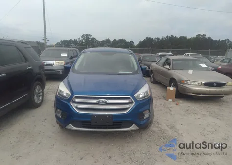 2017 Ford Escape Se z USA, uszkodzony, nr VIN 1FMCU9GD5HUC34665